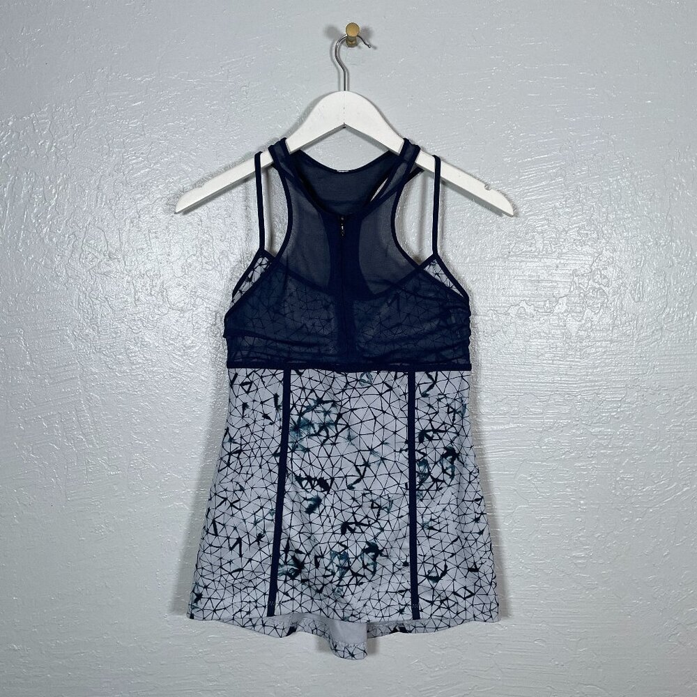 Lululemon Women 8 White Navy Blue Pedal Pace Zip Tank Padded Mesh Athleisure